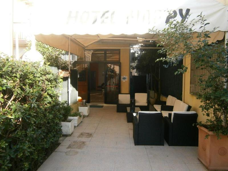Hotel New Happy Rimini Exteriör bild